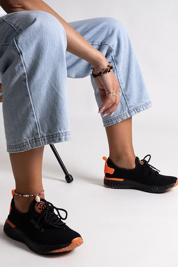 Sorte stof sneakers til...