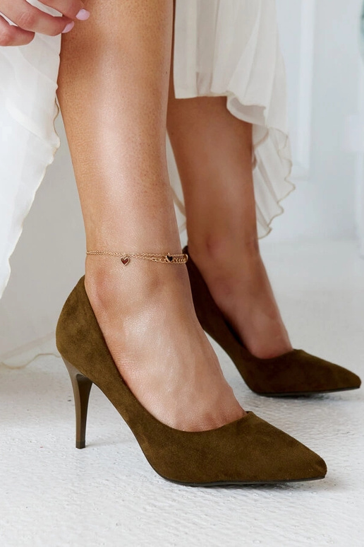 Donkergroene hakken met leren inleg... Donkergroene hakken met leren inleg...