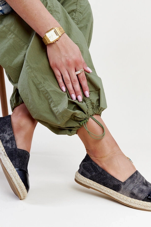 Sorte skinnende Surana espadriller