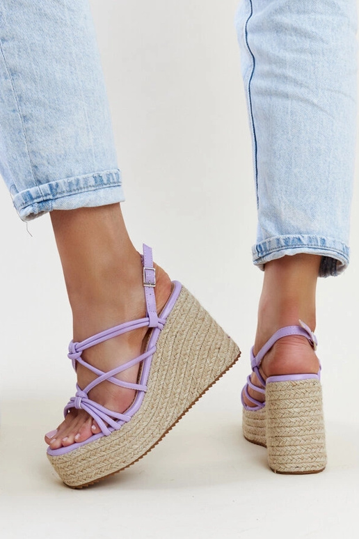 Paarse sandalen op een sleehak Mara Paarse sandalen op een sleehak Mara