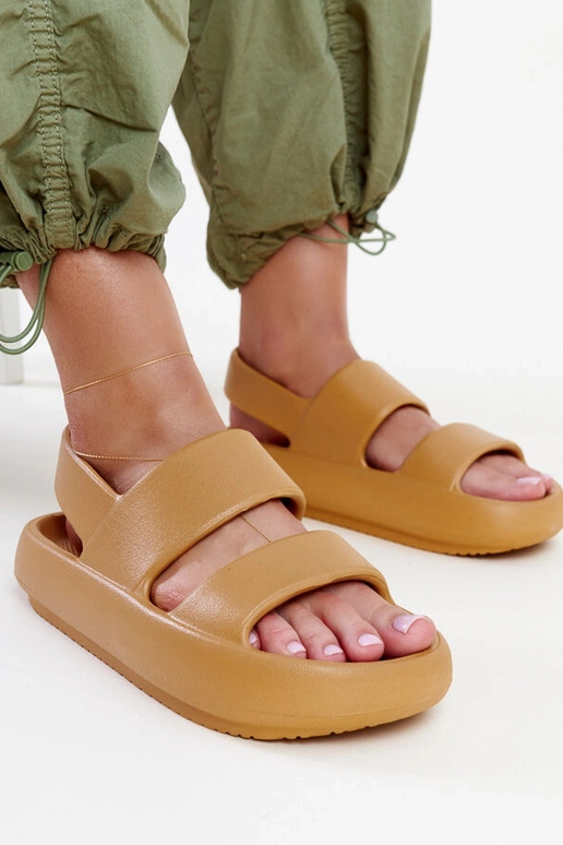 Attiana brune sandaler