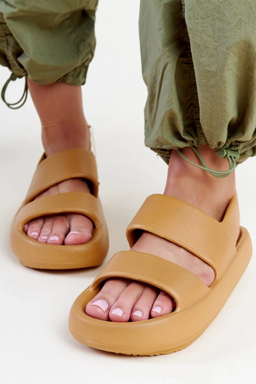 Attiana brune sandaler