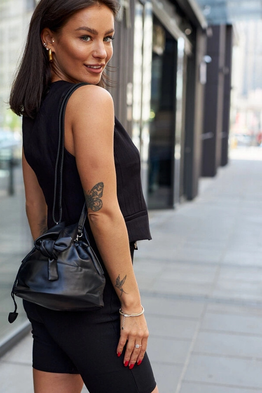 Sort lille taske type "taske" Aamala