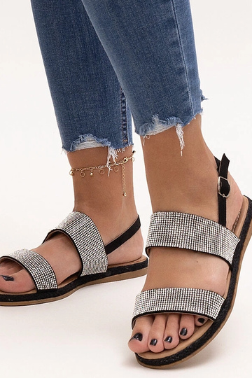 Sorte sandaler dekoreret... 2