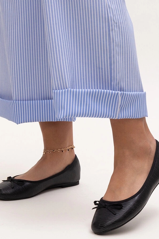 Sorte ballerinaer med sløjfe og læder... Sorte ballerinaer med sløjfe og læder...