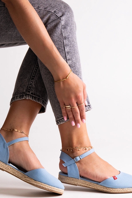 Blauwe espadrilles met open hiel Big... Blauwe espadrilles met open hiel Big...