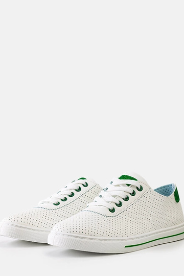 Kvinders hvide perforerede sneakers Ruala med snørebånd 2