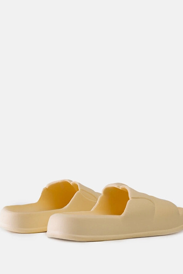 Beige skum hjemmesko Lete 2