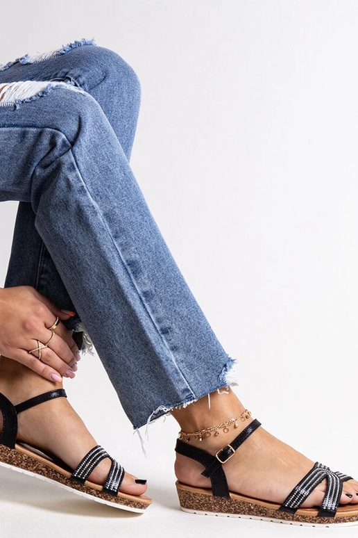 Sorte sandaler med lav kile Saila