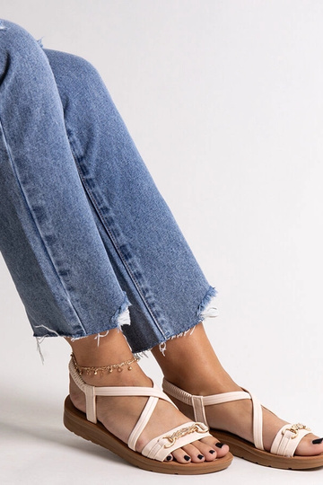 Beige sandaler med... 2