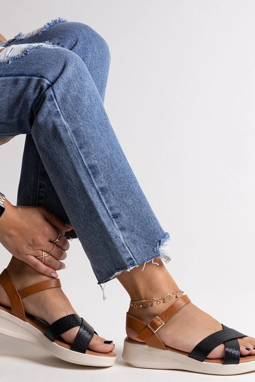 Sorte og brune Hakima sandaler med...