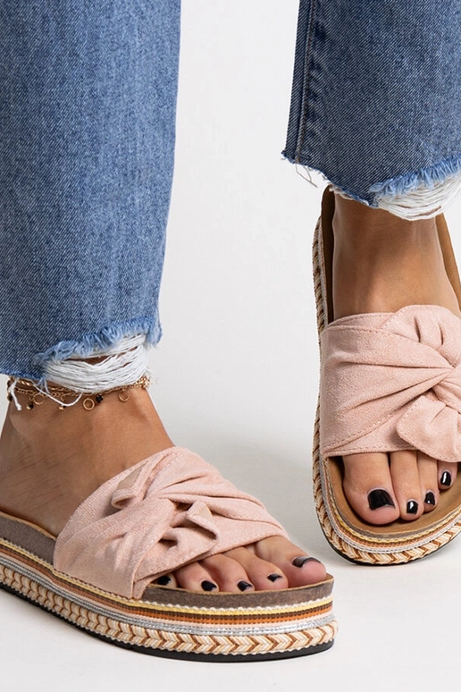 Chunky pink flip-flops med dekorative...