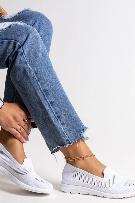 Hvide sneakers med skumsål fra Rahima