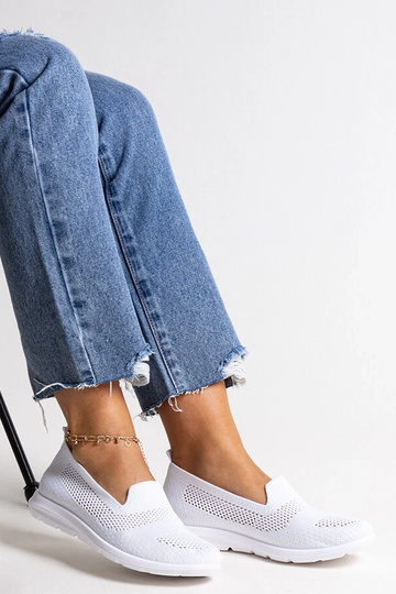 Hvide sneakers med skumsål fra Rahima 2