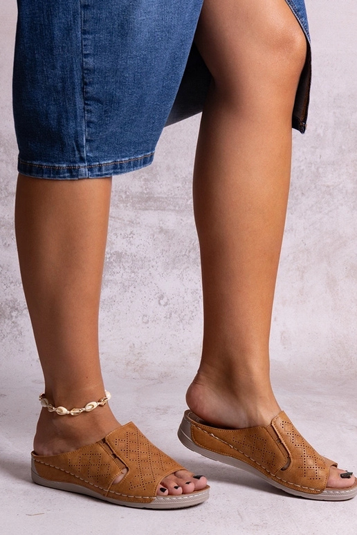 Marouna brune perforerede dias Marouna brune perforerede dias