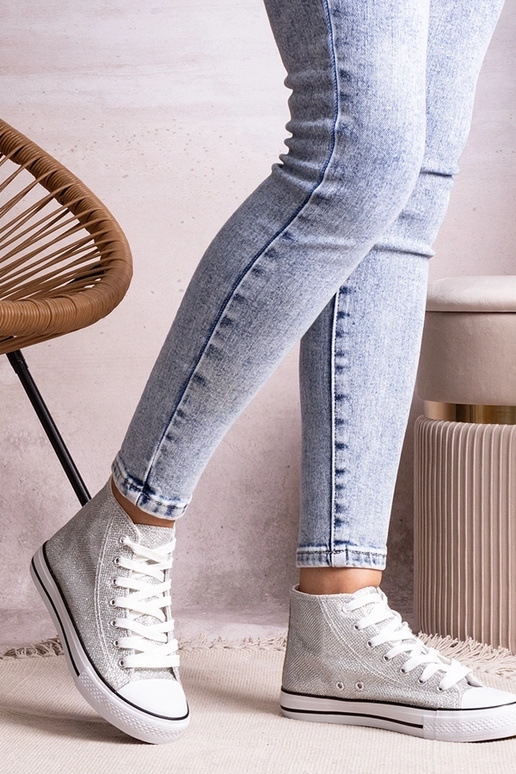 Sølv high-top sneakers i skinnende...