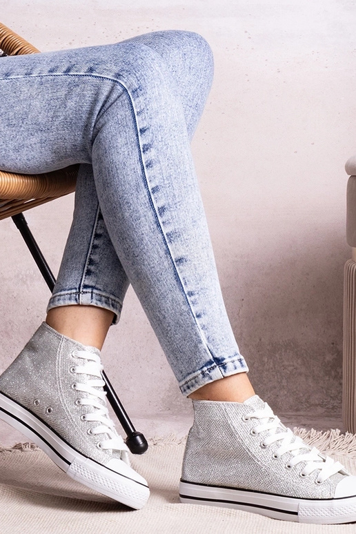 Sølv high-top sneakers i skinnende...