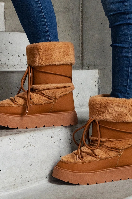 Brune isolerede snestøvler med snøre...