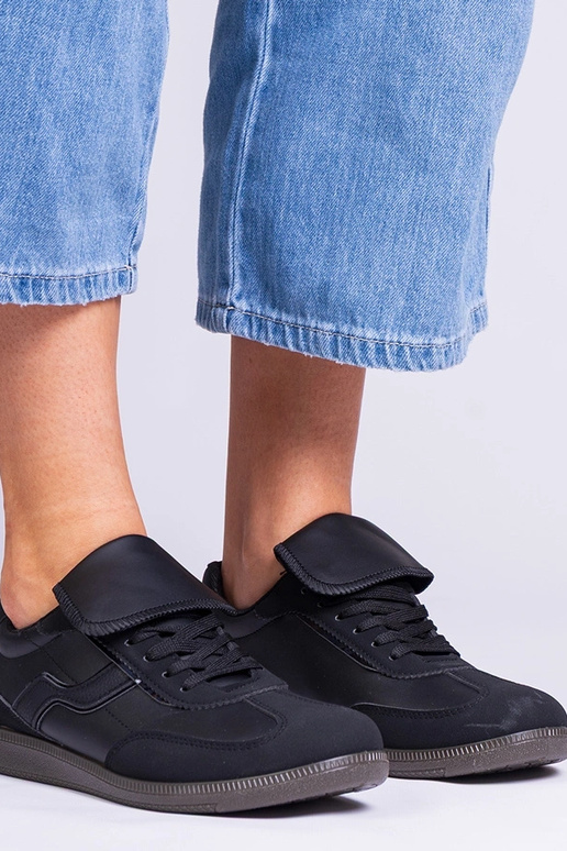 Zwarte lage dames sportschoenen met...