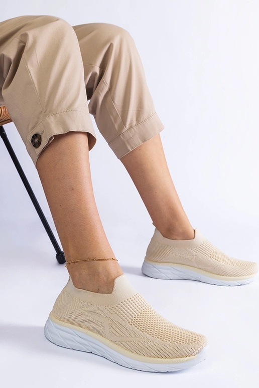 Beige instapsneakers sportief Aquilina Beige instapsneakers sportief Aquilina