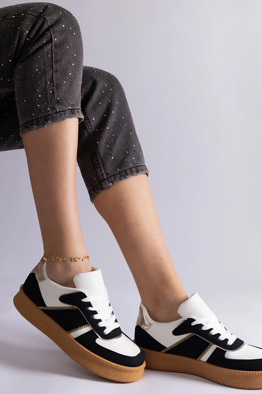 Sorte Felicita sneakers med snøre på...