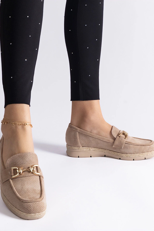 Zandkleurige dames geperforeerde...