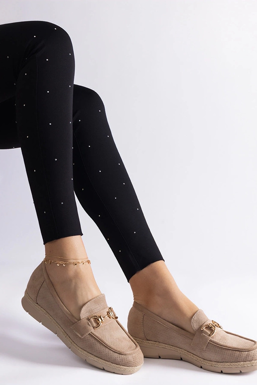 Zandkleurige dames geperforeerde...