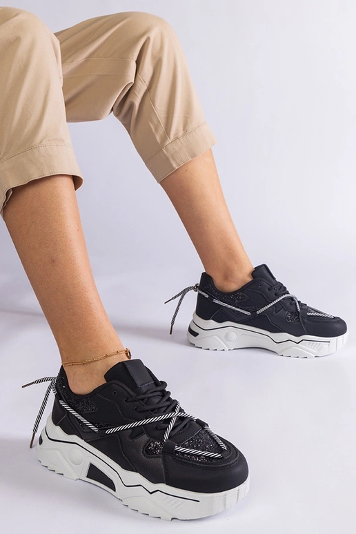 Sorte damesneakers med glimmer-agar