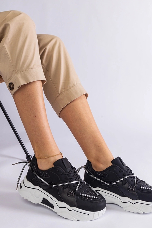 Sorte damesneakers med glimmer-agar