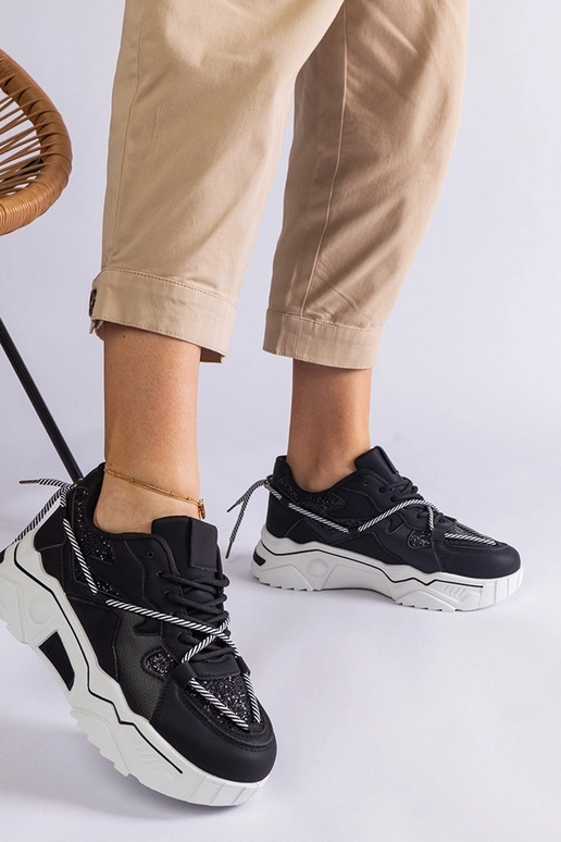 Sorte damesneakers med glimmer-agar
