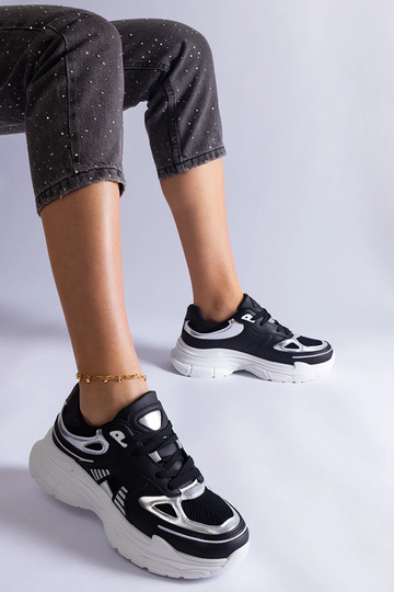 Sorte damesneakers med sølvindlæg Gaytan