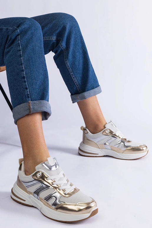 Sportssneakers i stof med guldindlæg...