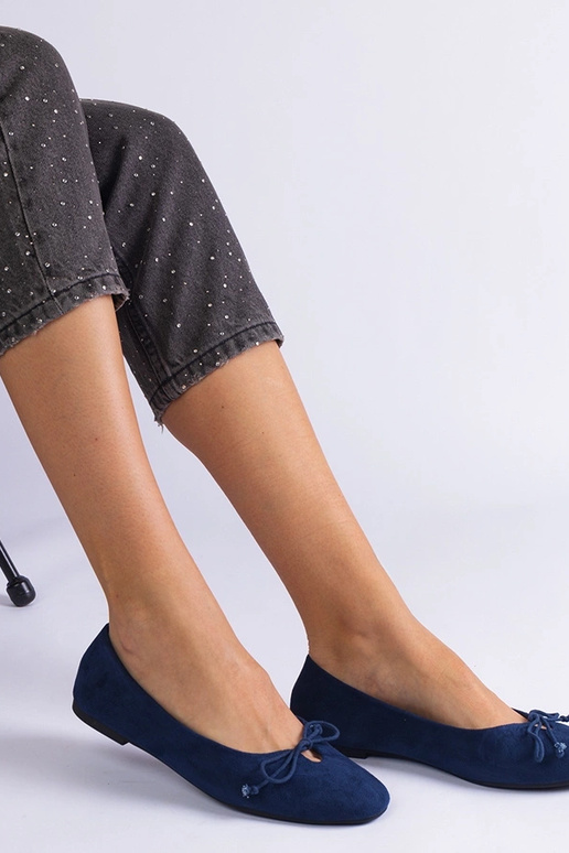 Marineblå balletlejligheder med...