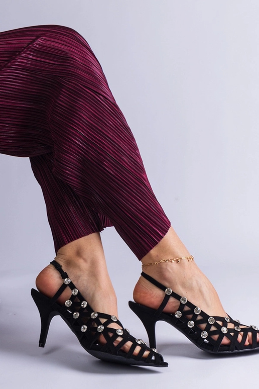 Sorte flettede sandaler med sten Ellania Sorte flettede sandaler med sten Ellania