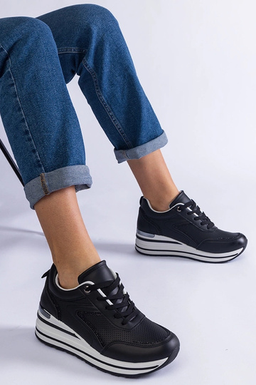 Sorte platformssneakers...