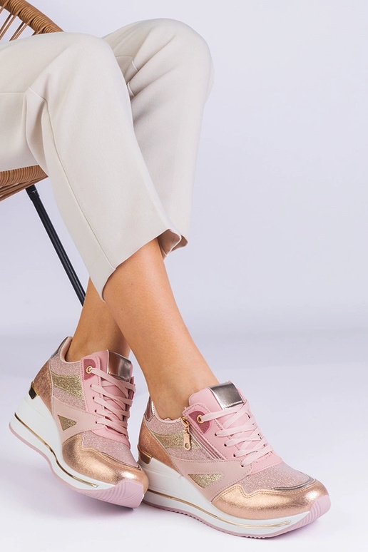 Pink platform sportssneakers...