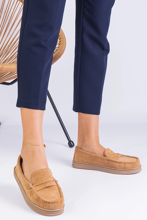 Bruine dames schoenen van kunstsuède...