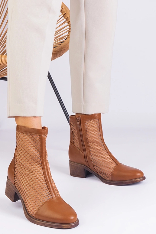 Brun mesh ankelstøvler med blokhæl... Brun mesh ankelstøvler med blokhæl...