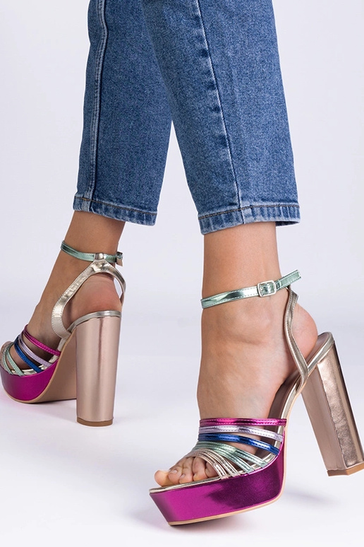 Flerfarvede chunky Veransa sandaler... Flerfarvede chunky Veransa sandaler...