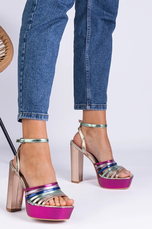 Flerfarvede chunky Veransa sandaler... Flerfarvede chunky Veransa sandaler...