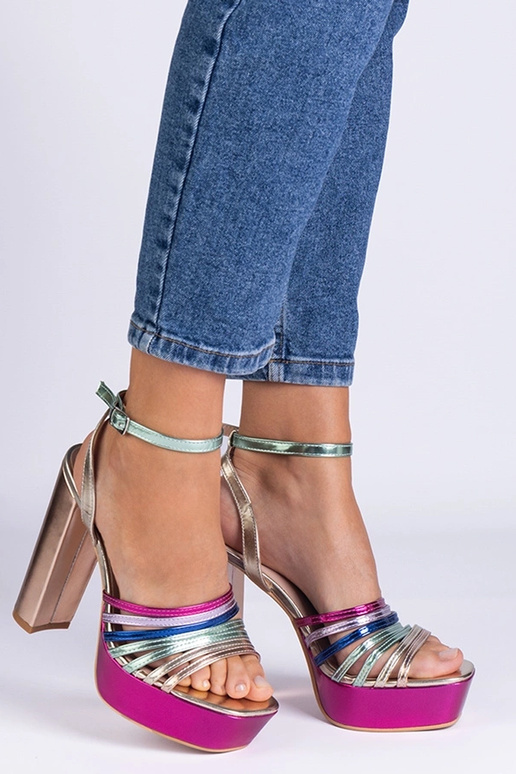 Flerfarvede chunky Veransa sandaler... Flerfarvede chunky Veransa sandaler...