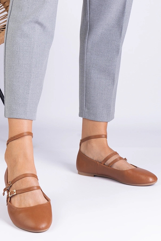 Brune ballerinaer i imiteret læder...