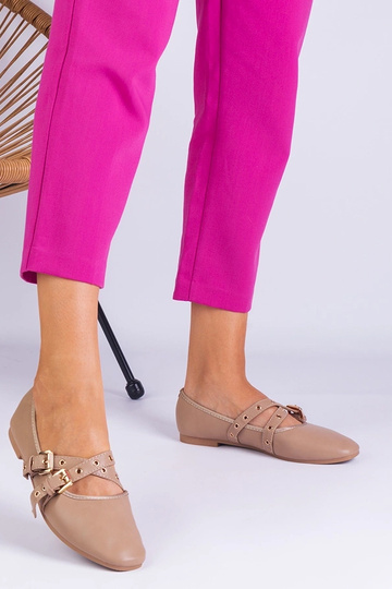 Beige balletlejligheder... 2