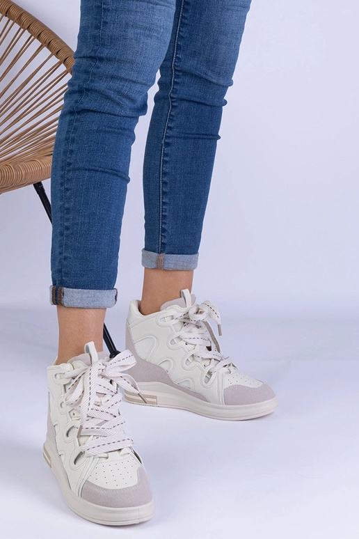 Hvide damesneakers med tykke...