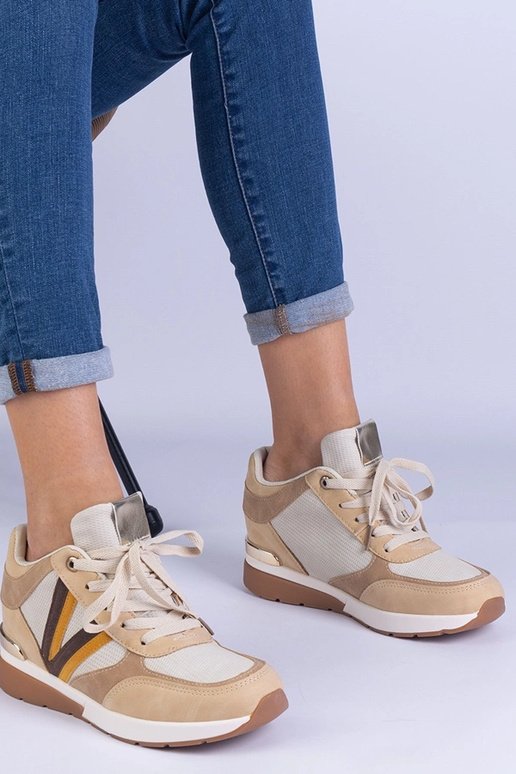 Brune damesneakers med skjult kile...