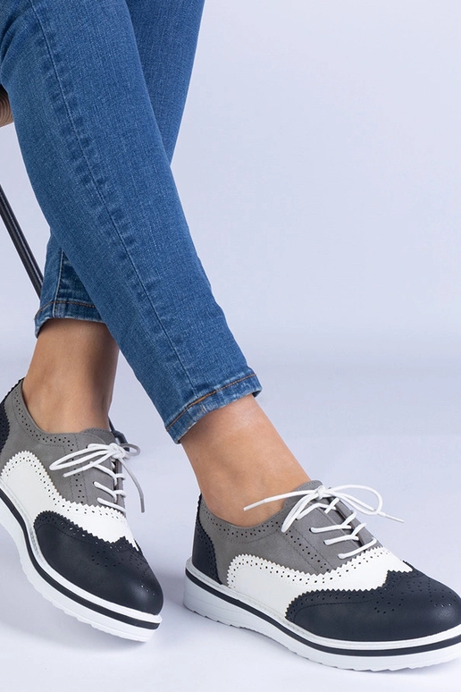 Zwarte klassieke Oxford schoenen Toddi Zwarte klassieke Oxford schoenen Toddi