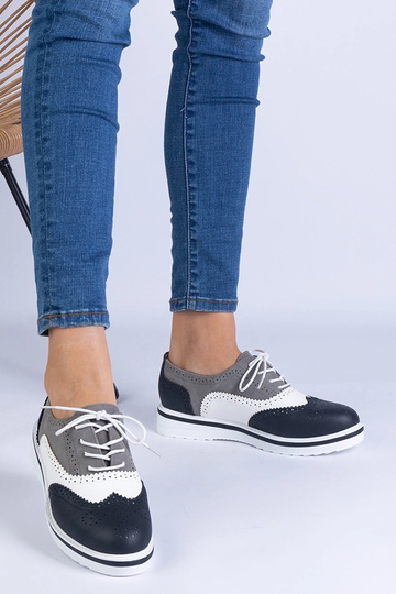 Zwarte klassieke Oxford schoenen Toddi 2