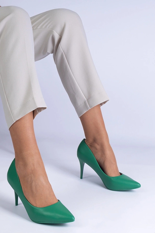 Grønne klassiske pumps lavet af... Grønne klassiske pumps lavet af...