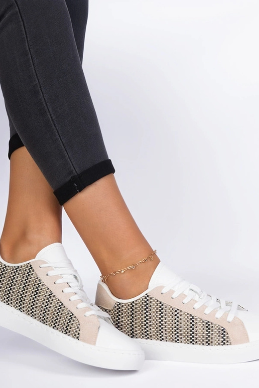 Bellisio beige dames sneakers van stof Bellisio beige dames sneakers van stof