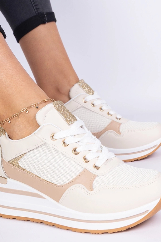 Olaria beige sneakers versierd met... Olaria beige sneakers versierd met...